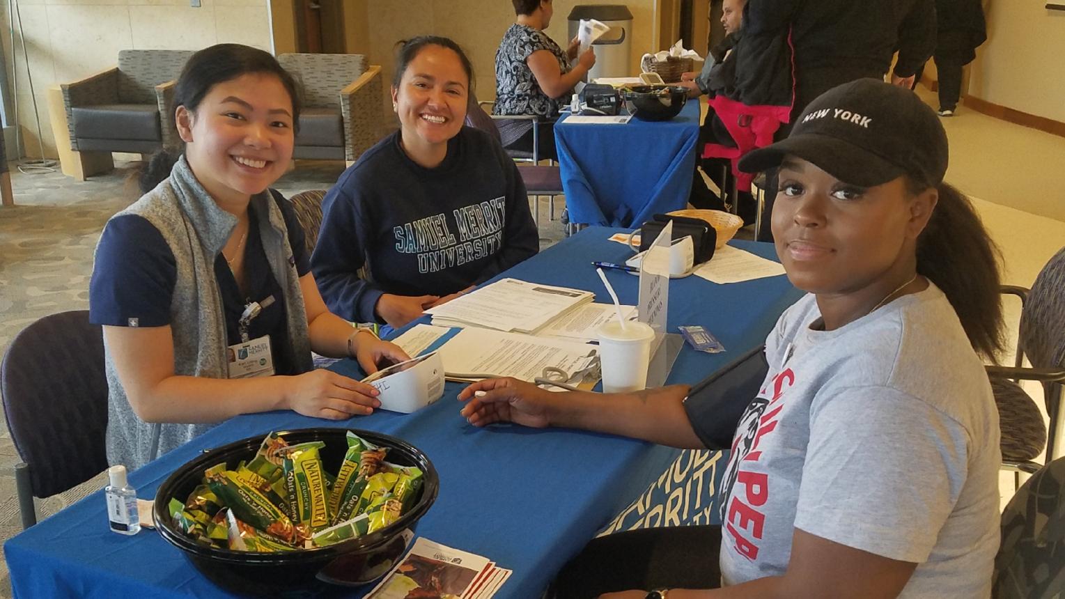 SMU students provide blood pressure screenings during World Diabetes Day