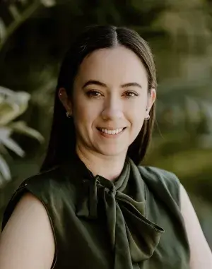 Woman in green shirt