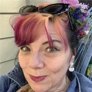 Adriane Kiefling