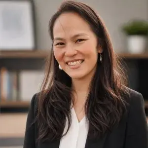 Leslie Chin