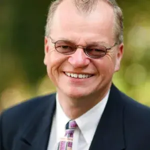 Gordon Giles