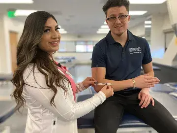 Daisy Rios and Jonny Navarro