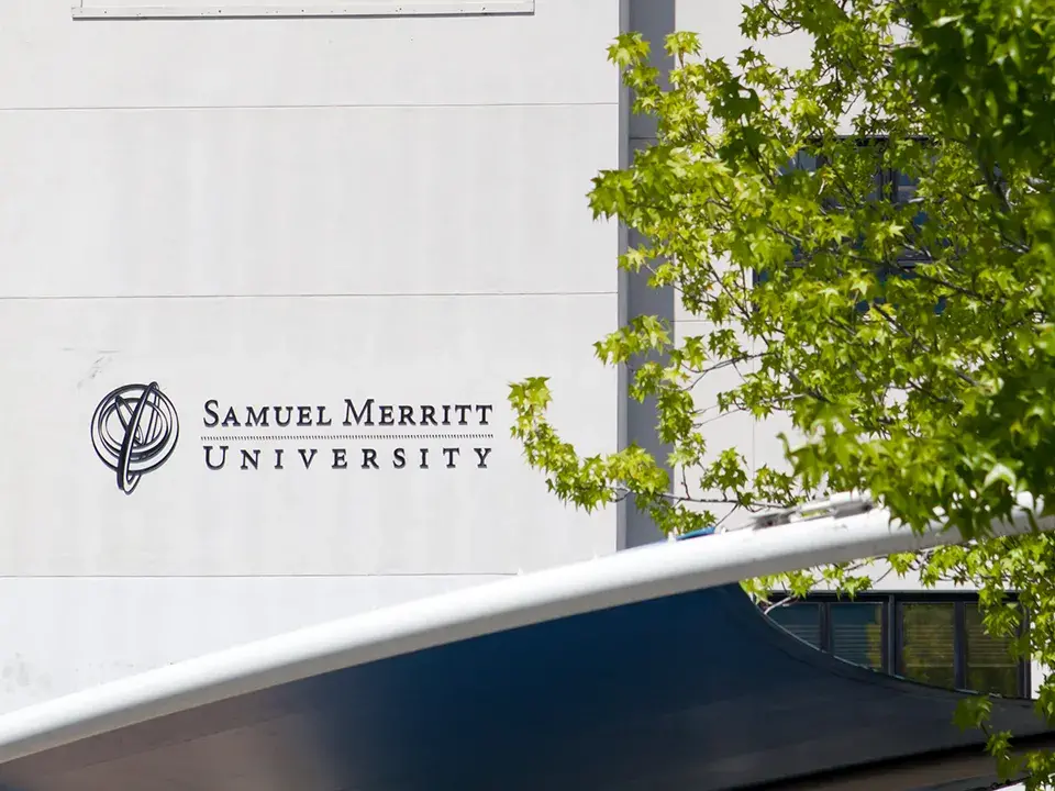 Oakland Campus Sign