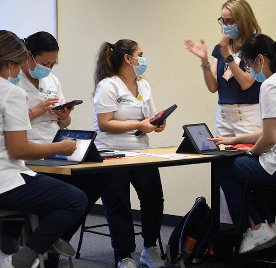 Nursing students receive their iPads